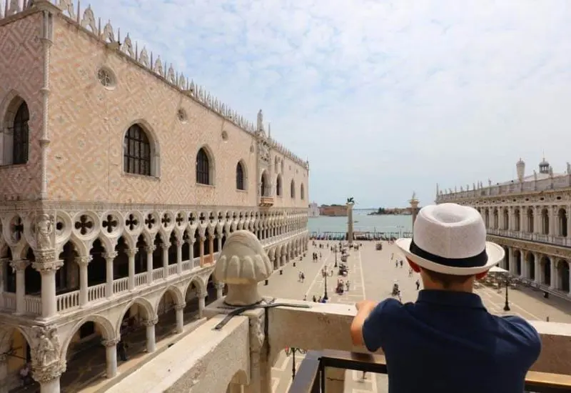 Kh&aacute;m ph&aacute; Doge&rsquo;s Palace: Cung điện l&acirc;u đời bậc nhất nước &Yacute; 11