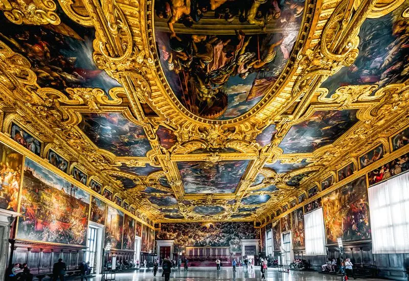 Kh&aacute;m ph&aacute; Doge&rsquo;s Palace: Cung điện l&acirc;u đời bậc nhất nước &Yacute; 4