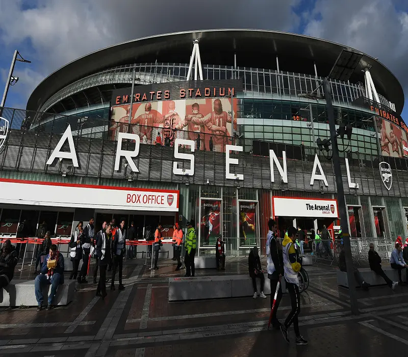Kh&aacute;m ph&aacute; s&acirc;n Emirates, ng&ocirc;i nh&agrave; của những khẩu thần c&ocirc;ng Arsenal 5