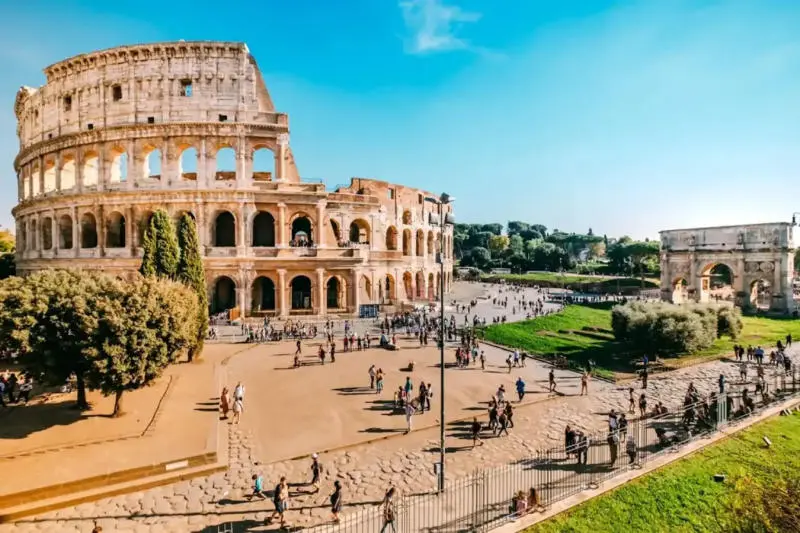 Kiệt t&aacute;c Đấu trường La M&atilde; Colosseum trường tồn với thời gian 4