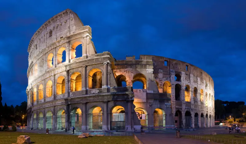 Kiệt t&aacute;c Đấu trường La M&atilde; Colosseum trường tồn với thời gian 5