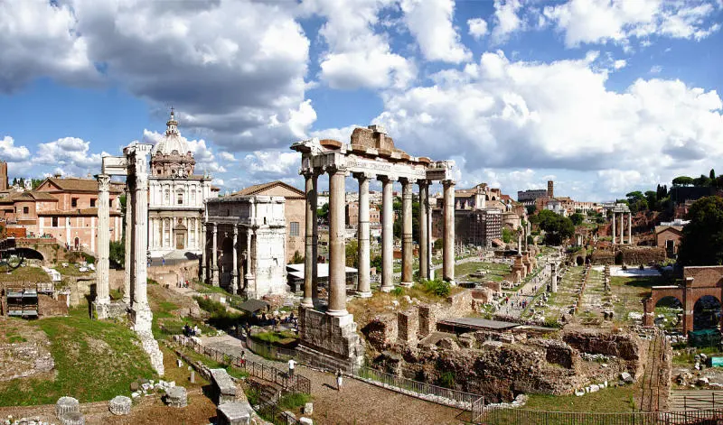 Kiệt t&aacute;c Đấu trường La M&atilde; Colosseum trường tồn với thời gian 12