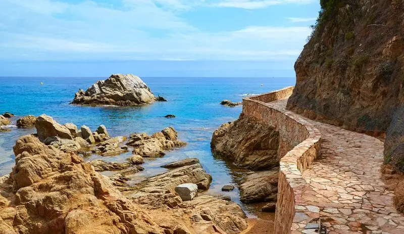 Kinh nghiệm kh&aacute;m ph&aacute; Costa Brava từ A đến Z 6
