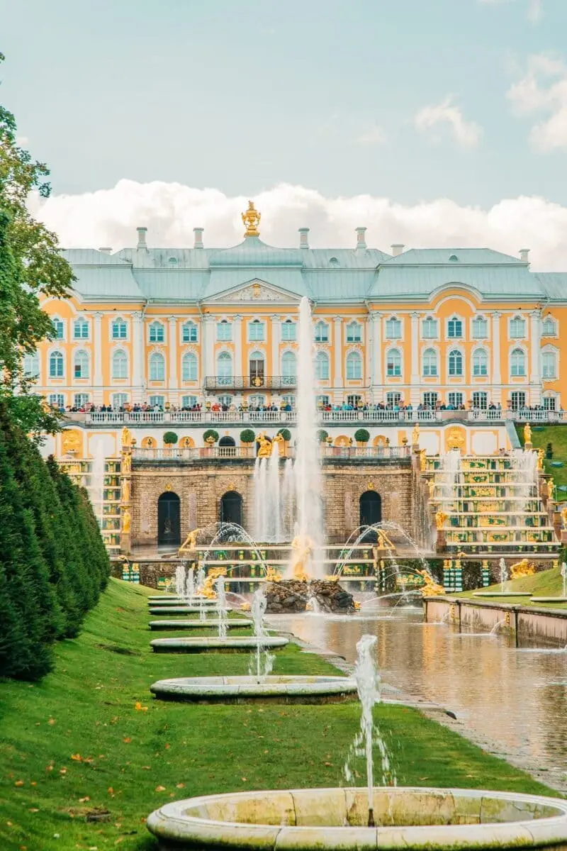 Lạc v&agrave;o thi&ecirc;n đường tại Cung điện m&ugrave;a h&egrave; Peterhof 4