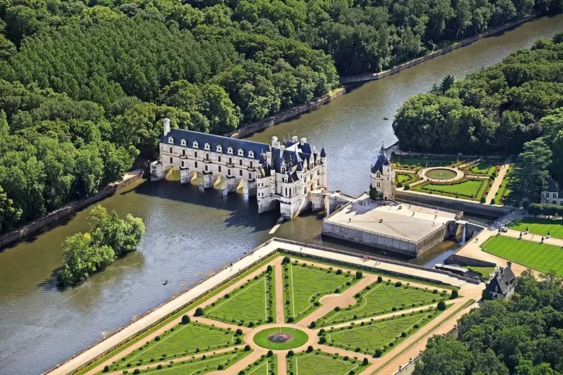 L&acirc;u đ&agrave;i Ch&acirc;teau de Chenonceau: Vi&ecirc;n ngọc v&ugrave;ng Loire nước Ph&aacute;p 4