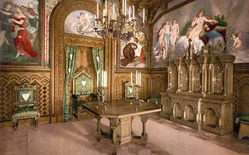 L&acirc;u đ&agrave;i Neuschwanstein: Xứ sở cổ t&iacute;ch x&acirc;y bởi vị &ldquo;Vua Đi&ecirc;n&rdquo; 9