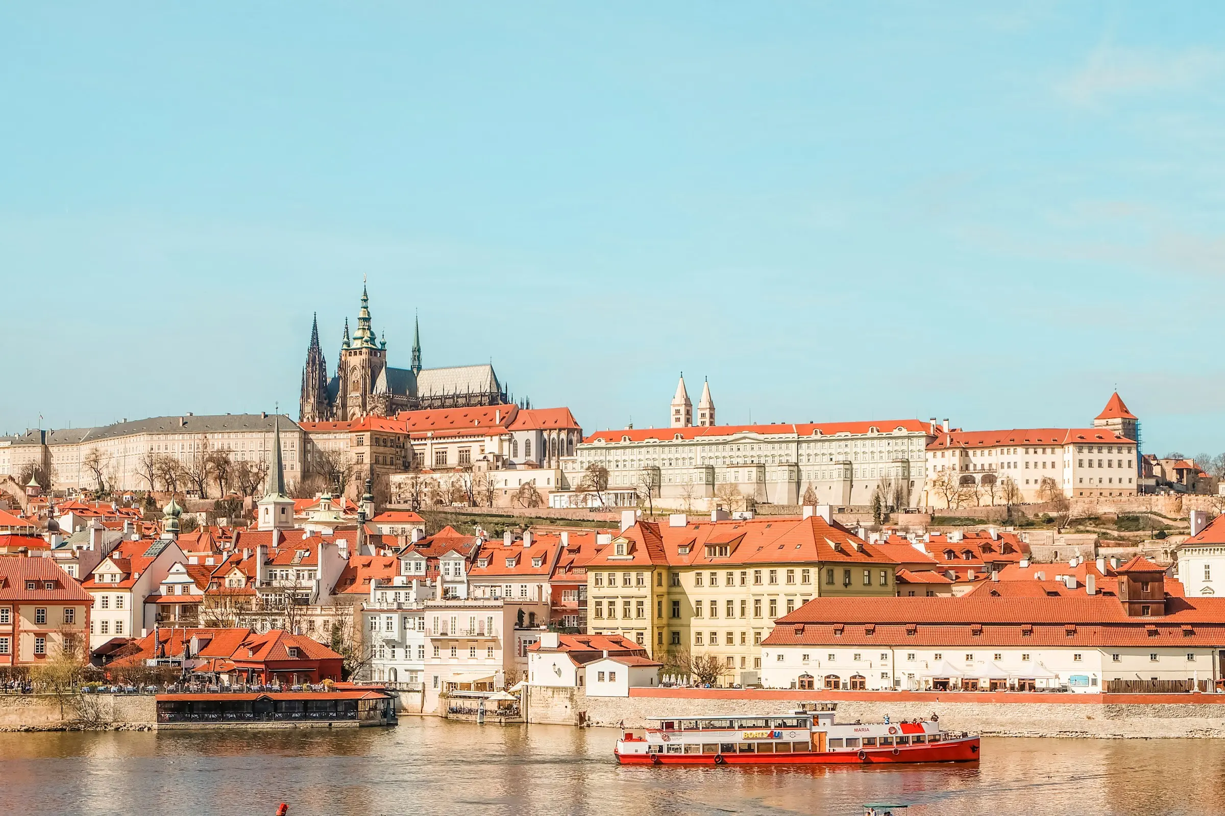 L&acirc;u đ&agrave;i Praha, điểm s&aacute;ng kiến tr&uacute;c lẫy lừng Cộng h&ograve;a S&eacute;c 3