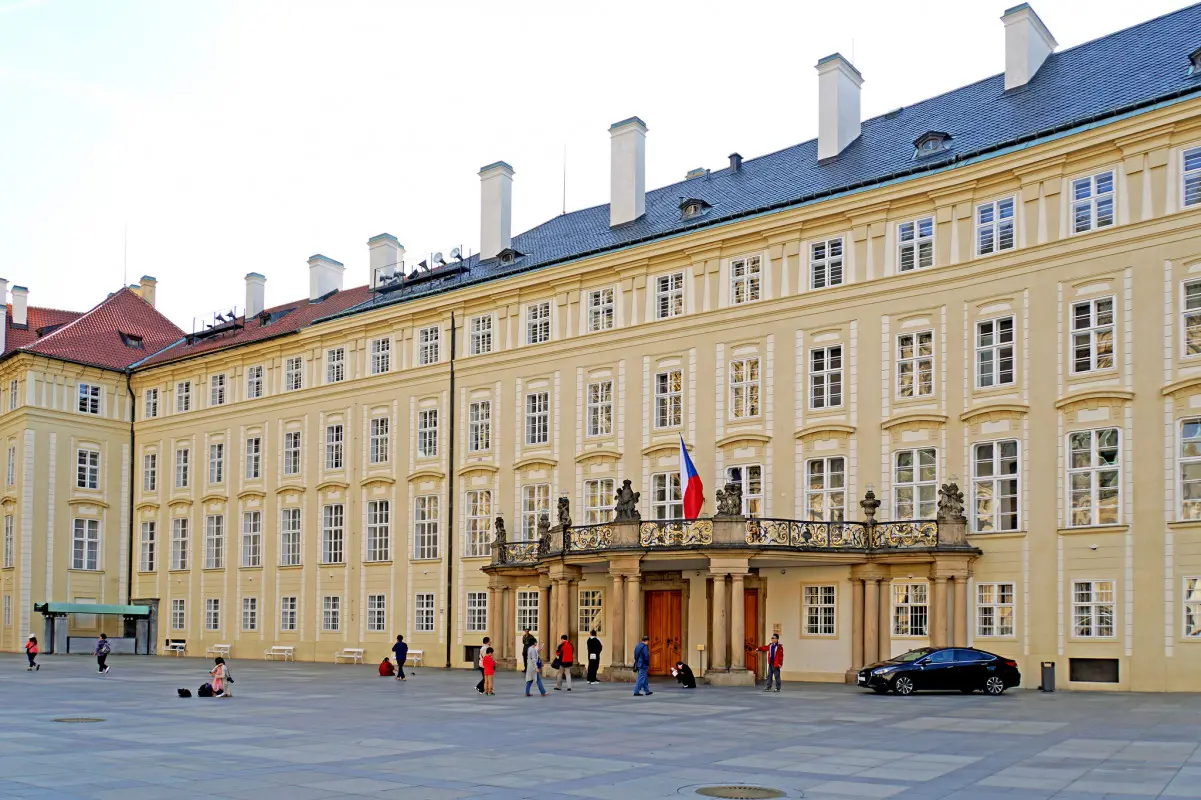 L&acirc;u đ&agrave;i Praha, điểm s&aacute;ng kiến tr&uacute;c lẫy lừng Cộng h&ograve;a S&eacute;c 7