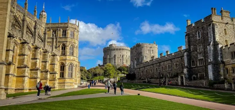 L&acirc;u đ&agrave;i Windsor, c&ocirc;ng tr&igrave;nh biểu tượng Ho&agrave;ng gia Anh 7