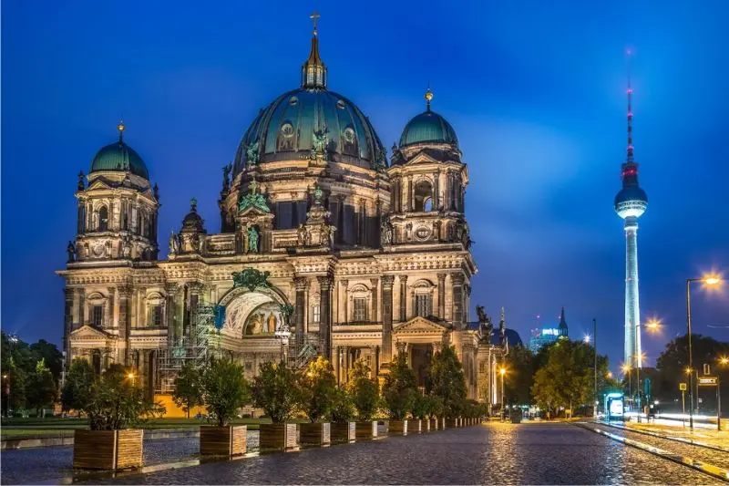 Lộng lẫy vẻ đẹp nh&agrave; thờ ch&iacute;nh t&ograve;a Berliner Dom tại thủ đ&ocirc; Berlin 4