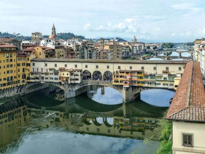 Ponte Vecchio: Cầu đ&aacute; v&ograve;m cổ nhất ch&acirc;u &Acirc;u v&agrave; những điều &iacute;t ai biết 5