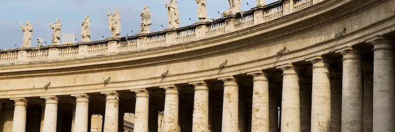 Quảng trường Th&aacute;nh Ph&ecirc;r&ocirc; lộng lẫy tựa tr&aacute;i tim của Vatican 5