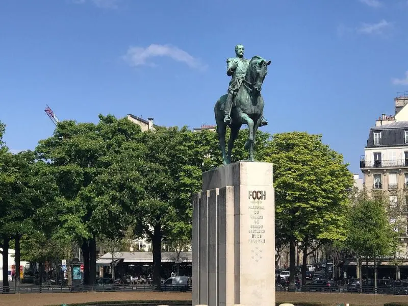 Quảng trường Trocadero chứng nh&acirc;n lịch sử nơi tr&aacute;i tim thủ đ&ocirc; Paris 4