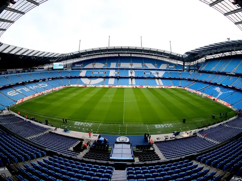 S&acirc;n vận động Etihad, nơi Manchester City ph&ocirc; diễn sức mạnh 2
