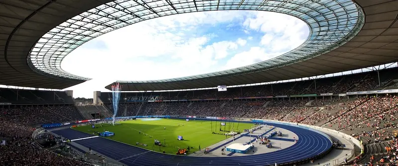 S&acirc;n vận động Olympic Berlin: Nơi của nước mắt v&agrave; vinh quang 2