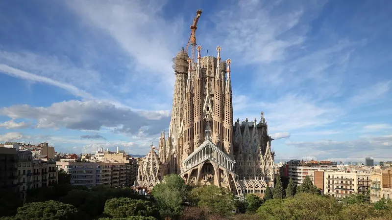 Th&aacute;nh đường Sagrada Familia kiệt t&aacute;c kiến tr&uacute;c tại T&acirc;y Ban Nha 4
