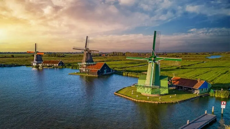 Thi&ecirc;n đường cối xay gi&oacute; Zaanse Schans bước ra từ truyện cổ t&iacute;ch 6