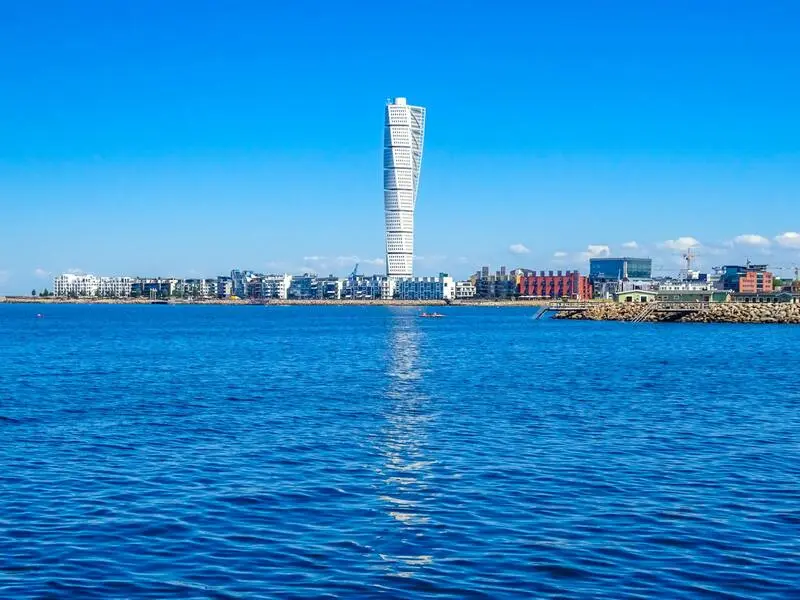 Turning Torso: Biểu tượng xoắn ốc vươn m&igrave;nh giữa trời Thụy Điển 3