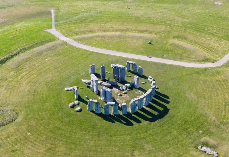 V&ograve;ng tr&ograve;n đ&aacute; Stonehenge Anh, nơi b&iacute; ẩn chưa được giải m&atilde; 2