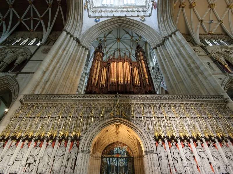 York Minster, h&agrave;nh tr&igrave;nh kh&aacute;m ph&aacute; kỳ quan Trung Cổ tại Anh 10