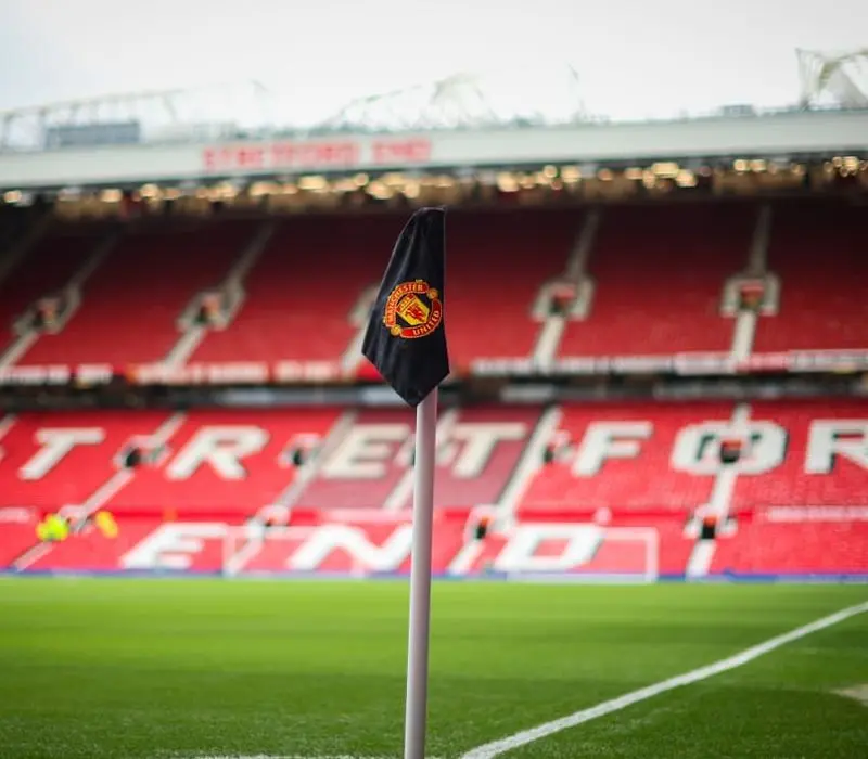 Đến Sân Old Trafford gõ cửa những giấc mơ