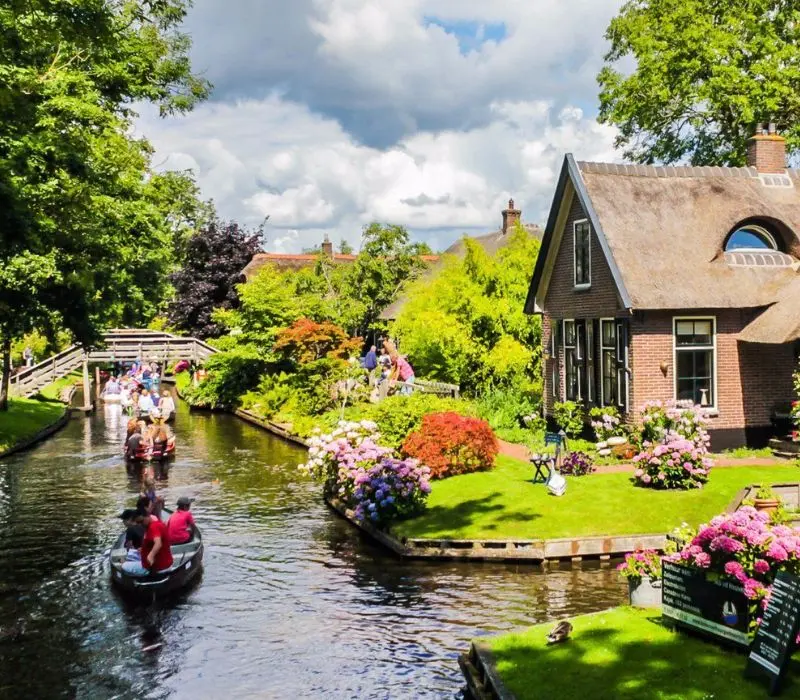 Giethoorn, ngôi làng yên bình tựa chỉ có trong cổ tích