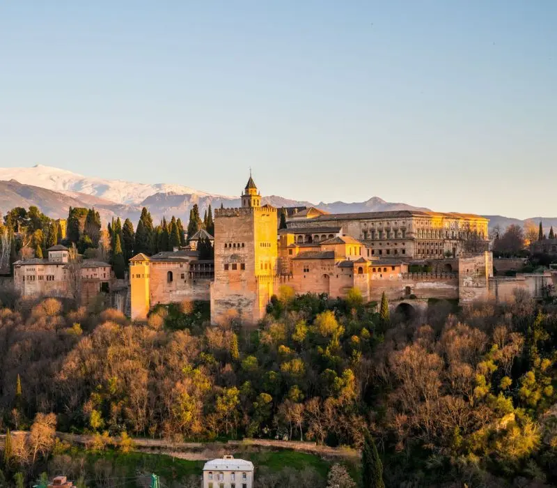 Khám phá Alhambra, viên ngọc quý của Granada, Tây Ban Nha