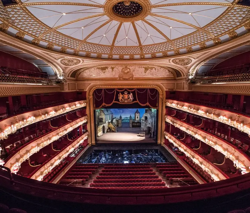 Royal Opera House: Giao lộ giữa nghệ thuật trình diễn và xúc cảm