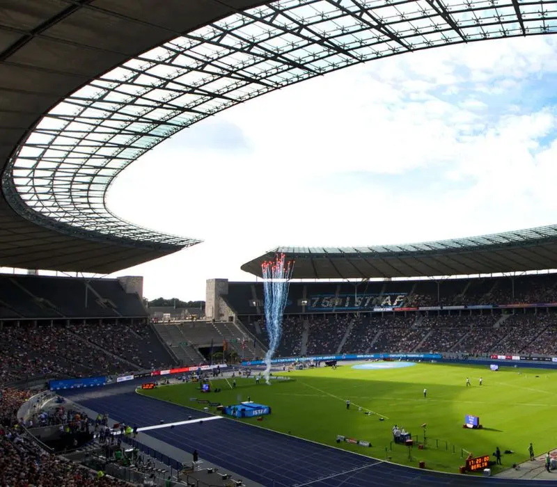 Sân vận động Olympic Berlin: Nơi của nước mắt và vinh quang