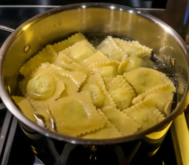 Bí mật của Ravioli, món pasta nhân tuyệt vời từ Ý 13