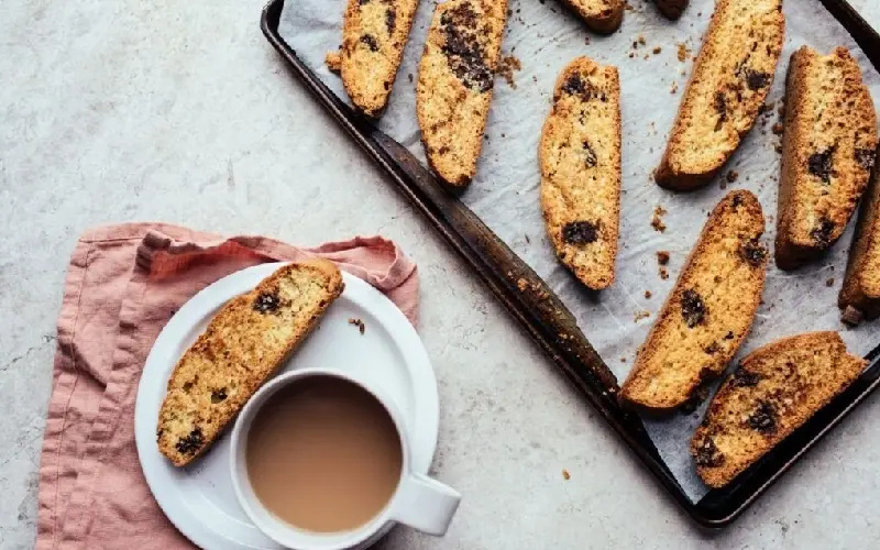 Biscotti: B&aacute;nh ăn ki&ecirc;ng trứ danh từ &Yacute; khiến ai cũng phải m&ecirc; 12