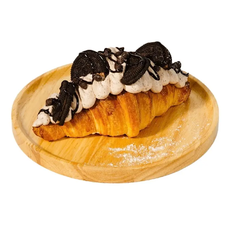 Croissant: Tinh hoa nước Ph&aacute;p trong từng lớp vỏ gi&ograve;n tan 8