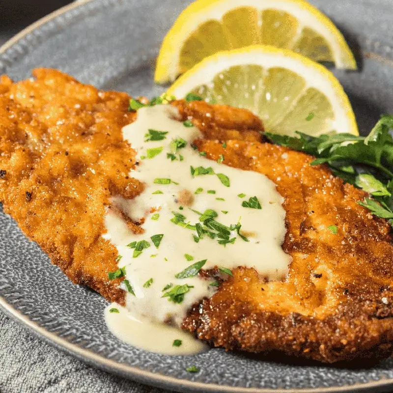 Kh&aacute;m ph&aacute; m&oacute;n thịt chi&ecirc;n Schnitzel kinh điển của Đức v&agrave; &Aacute;o 7