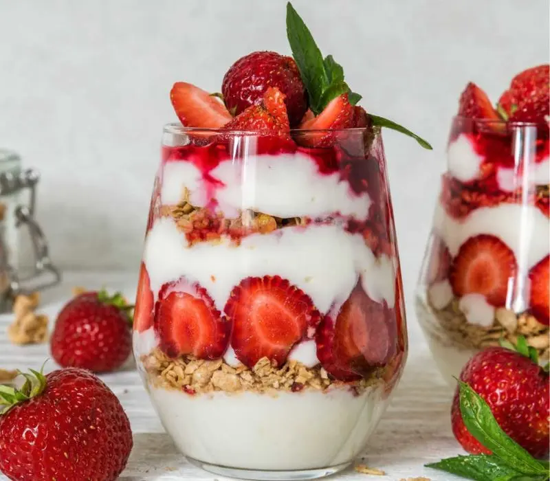 Parfait: M&oacute;n tr&aacute;ng miệng nổi tiếng c&oacute; g&igrave; đặc biệt? 3