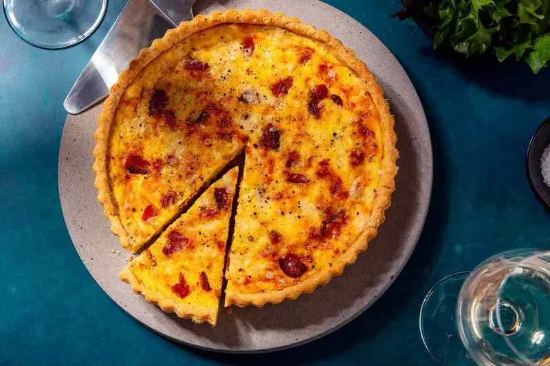 Quiche Lorraine: B&aacute;nh tart mặn trứ danh v&ugrave;ng Lorraine, Ph&aacute;p 8