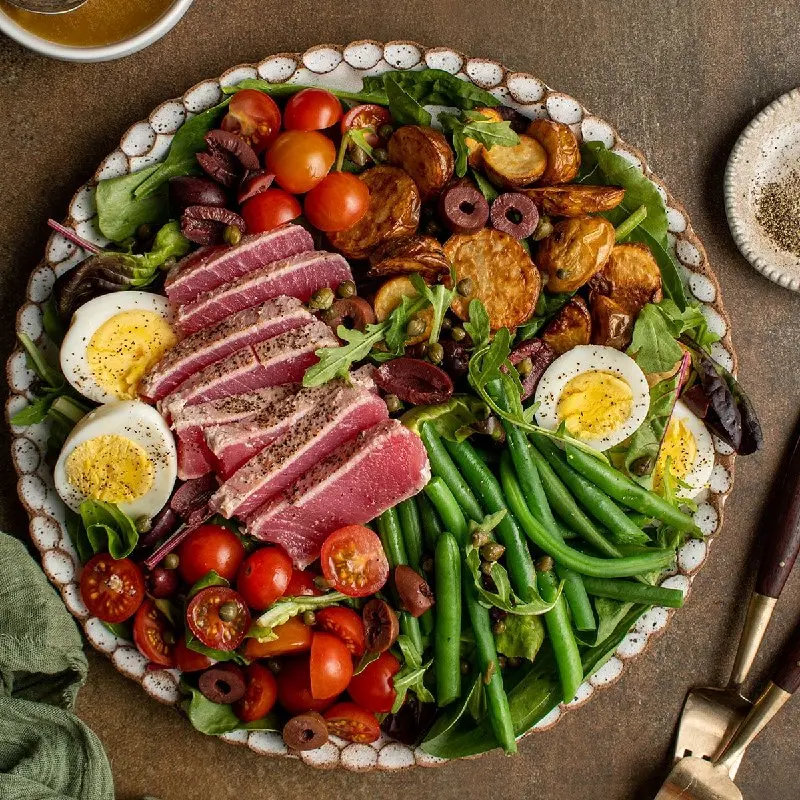 Salad Nicoise: M&oacute;n ăn thanh m&aacute;t từ th&agrave;nh phố Nice nước Ph&aacute;p 9