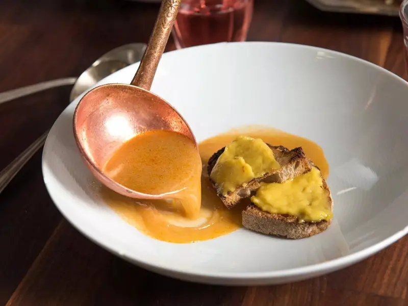 S&uacute;p c&aacute; Bouillabaisse đặc sản nức tiếng v&ugrave;ng Marseille Ph&aacute;p 10