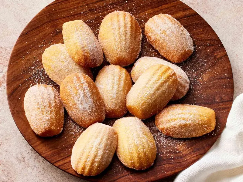 Top 14 loại b&aacute;nh Ph&aacute;p thu h&uacute;t sự ch&uacute; &yacute; của giới s&agrave;nh ăn 4