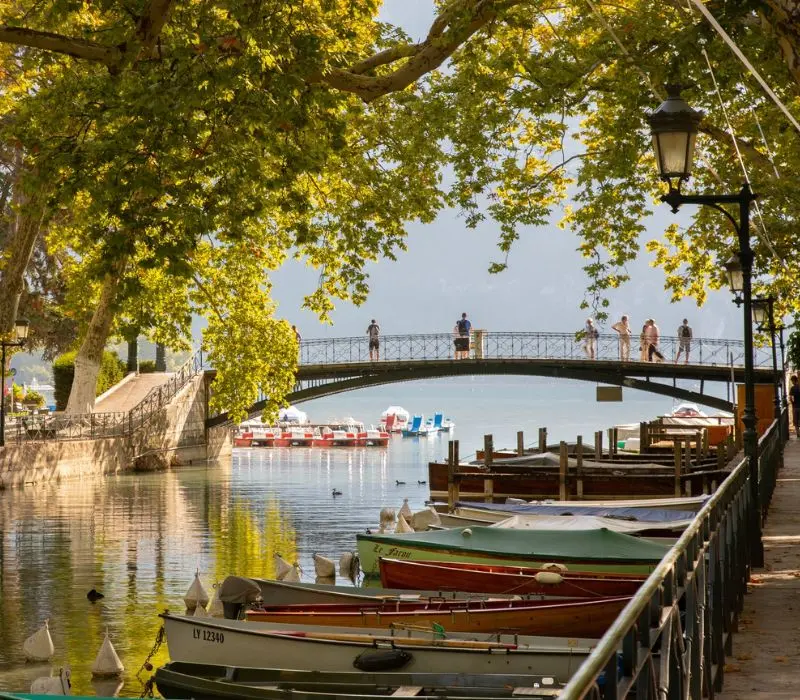 Annecy, Pháp: Viên ngọc xanh tươi của vùng Savoie
