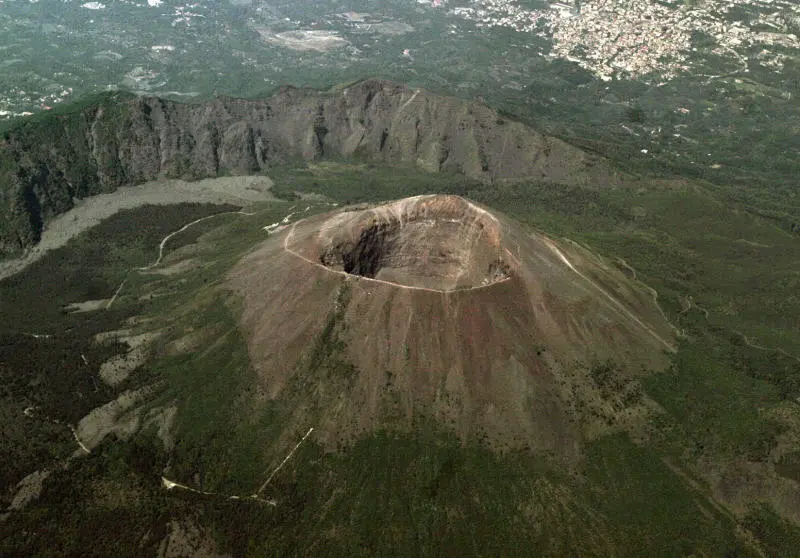 Ấn tượng trước n&uacute;i lửa Vesuvius kỳ vĩ v&agrave; độc đ&aacute;o 6