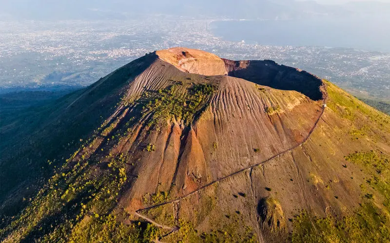 Ấn tượng trước n&uacute;i lửa Vesuvius kỳ vĩ v&agrave; độc đ&aacute;o 5