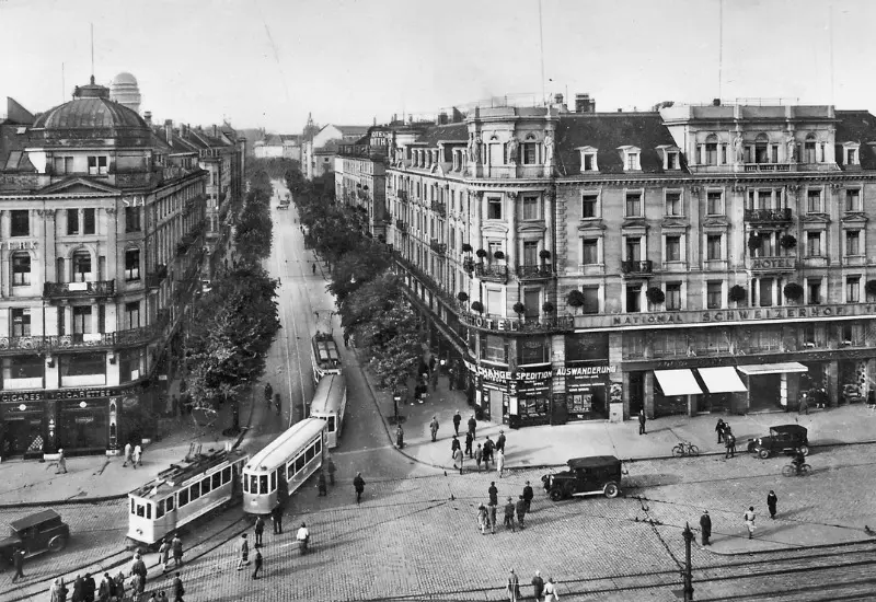 Bahnhofstrasse: Con phố mua sắm nổi tiếng bậc nhất Zurich 4