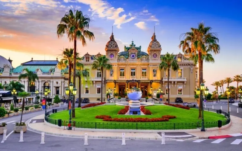 Chi&ecirc;m ngưỡng Monte Carlo với những địa điểm xa hoa, tr&aacute;ng lệ 5