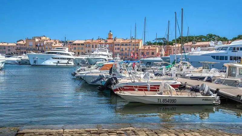 C&oacute; g&igrave; tại Saint Tropez, thị trấn xinh đẹp nước Ph&aacute;p? 4