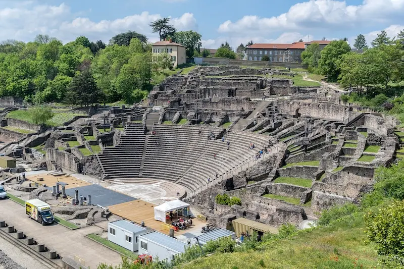 C&oacute; một Lyon in đậm dấm ấn thời đại với kiến tr&uacute;c đặc sắc 9