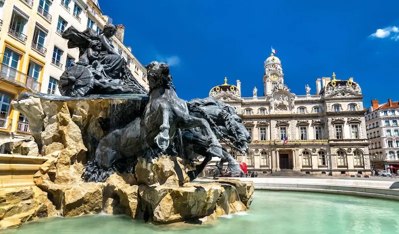 C&oacute; một Lyon in đậm dấm ấn thời đại với kiến tr&uacute;c đặc sắc 7