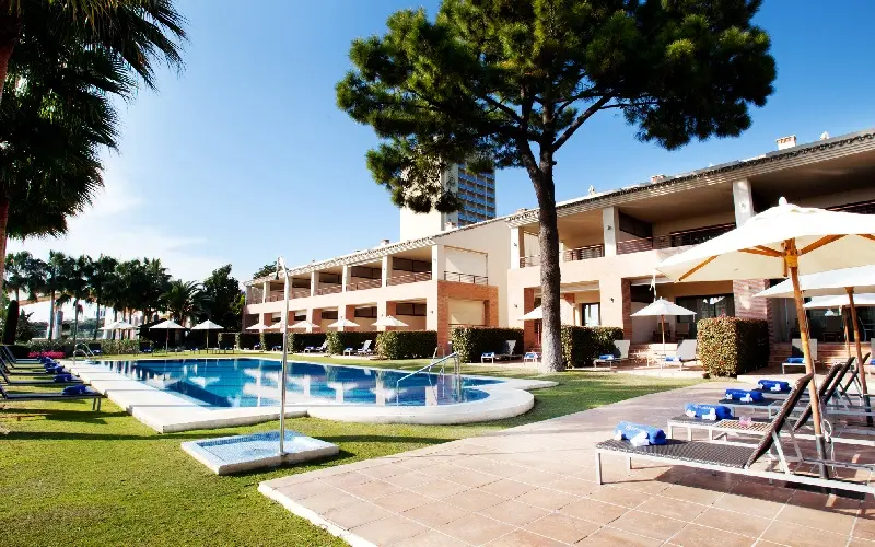 Costa del Sol: V&ugrave;ng biển nắng v&agrave;ng của T&acirc;y Ban Nha 8
