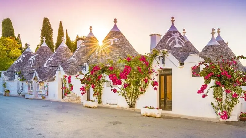 Du lịch Alberobello nước &Yacute;, nơi c&oacute; những t&ograve;a nh&agrave; trullo tuyệt đẹp 3