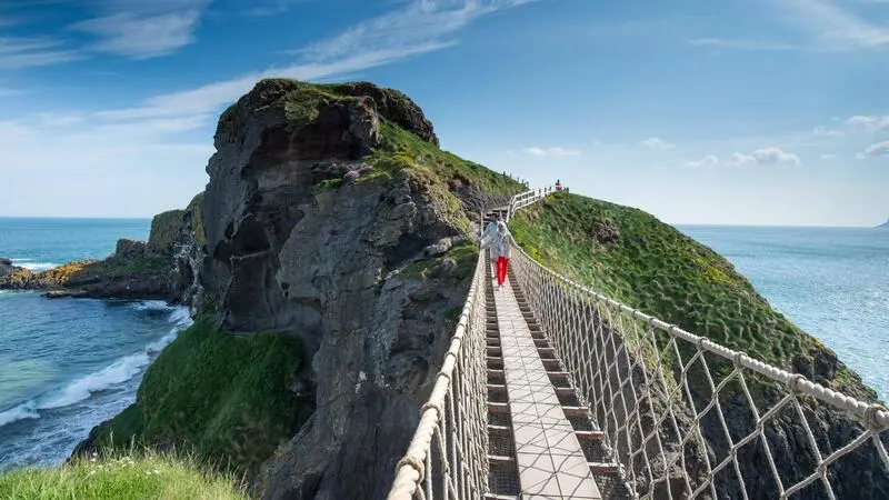 Du lịch Bắc Ireland: Cẩm nang kh&aacute;m ph&aacute; v&ugrave;ng đất cổ t&iacute;ch đầy ấn tượng 5