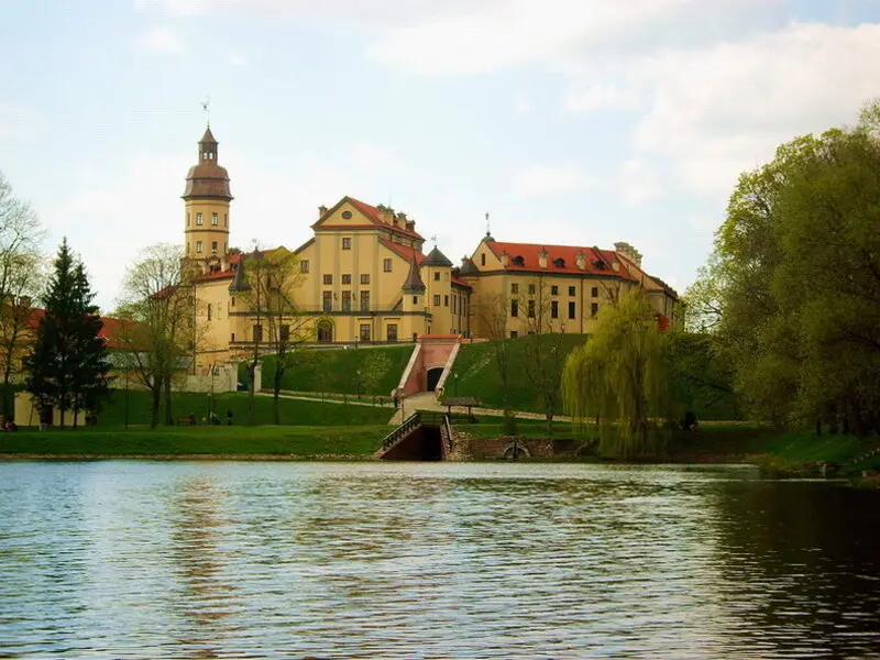 Du lịch Belarus, kh&aacute;m ph&aacute; vẻ đẹp nguy&ecirc;n sơ của Đ&ocirc;ng &Acirc;u 4